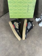 工厂价 Gucci 古奇 男鞋 最 2024新款精心打造，引爆全场！不断创新的国际品牌 此款男士四季休闲鞋，原版版本，鞋面全皮面料 ，鞋子 透气舒适皮垫脚橡胶防