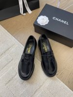 chanel 24B新款厚底小香乐福鞋 王炸款！顶级版本~对版货 鞋面：牛皮 内里：羊皮 原版1：1大底 码数：35-41 40 41 定制不退换