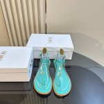 厂价 Dior 迪奥24S新款 平底凉鞋cd扣设计 鞋面采用进口牛皮 内里采用羊皮内里 意大利进口牛皮大底 跟高：平底 码数：35-39 40 41定做