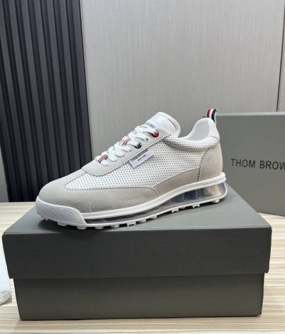 工厂价 Thom browne.TB汤姆.男士官网最新爆款热卖原版1:1出货常年有货男士时尚潮牌休闲板鞋牛皮冲孔鞋面+牛皮内里＋定制原版气垫大底Size:38-