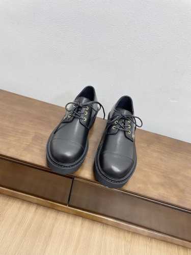 顶级版本小香早秋新款厚底圆头乐福鞋系带单鞋 小红书力推款，怎么搭配都好看，时髦精必备，香奈儿女士钟爱简约又难以抗拒系搭配展现与众不同的穿搭风格、自由混搭闪耀到位
