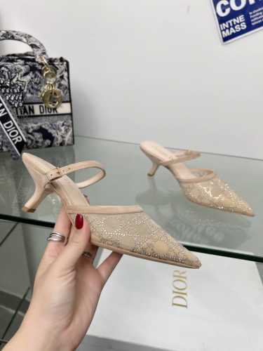 工厂价Dior 迪奥 2025春夏走秀新款bling...Bling...水晶鞋 Capture一字带高跟穆勒女鞋 明星同款水钻方头藤格纹图案猫跟拖鞋 市面顶级