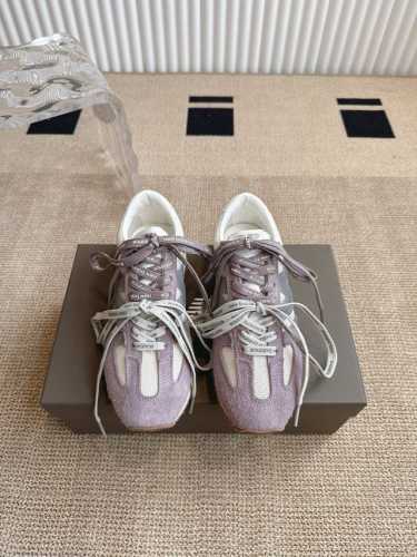 330New Balance Nb官方25复古运动休闲薄底鞋 471 Nb原版一比一材料 以品牌经典320鞋款为灵感，471系列巧妙融合精湛工艺与时尚设计 焕新