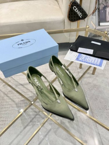 Pradr 普拉达 上新出厂价 进口真皮底 仿真皮底 Prad* Raf Simons X 2024 Aw 时装周最新最火t台走秀系列款 鞋面：进口真丝面 内里