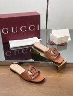 2025升级焕新包装夏季新款现货上新啦。 Gucci 高品质拖鞋 双G镂空 镶边互扣式GG精品拖鞋 专柜原版开模精心制作，匠心铸造经典跟高：1.0 cm面料 ：