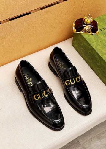 商品商标：Gucci 古驰 休闲皮鞋正码码数: 38-45 45订制商品材料：精选 进口头层开边珠小牛皮鞋面+奢华五金扣，进口牛皮内里 强烈立体视觉效果，防滑耐