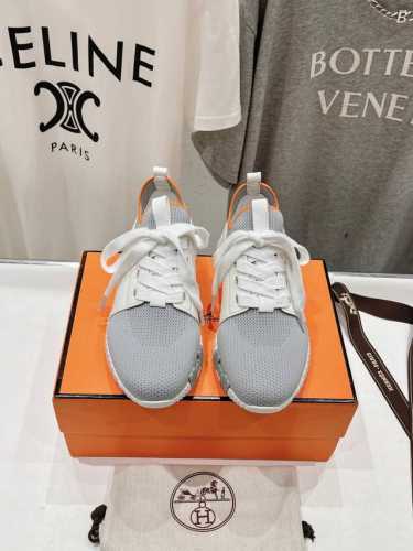 高版本出厂 男码+10 情侣款 Hermes 爱马仕h家24Ss新款情侣运动休闲鞋跑步鞋 经典运动风格+英伦拼色设计，经典耐看！原版倒模楦型，极致1:1形体，进