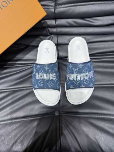 38-45 45定做 Louis V*高端精品 奢品拖鞋，1:1高端品质，休闲阳光宽松舒适型，最高版本高品质精品，经夏季必入哦！