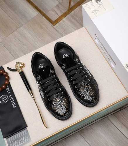 出厂价 2024爆款来袭 Philipp Plein 德国pp菲利普官网新款上市 完美造型打造顶级品质橡胶耐磨大底 鞋面牛皮面料定制五金，真皮内里，鞋型饱满 立