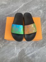 新款糖果系列拖鞋LouⅰsⅤuⅰtton情侣款，私家模，美观鞋面，Size:35-45
