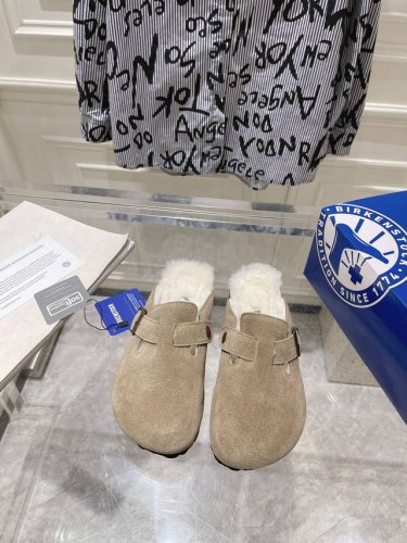 出厂 Birkenstock勃肯羊毛拖鞋单鞋系列 冬日复古暖阳保暖鞋，鞋面原版澳大利亚进口羊皮毛一体，垫脚内里纯羊毛，私模大底 Size：35-40