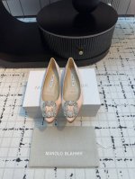 代购级别 市场唯一对版manolo Blahnik 万年不败的经典款 重金购买三个原版购入 一系列四种跟高1:1复刻定制 做到零差距。试脚 调楦 定制一年有余，