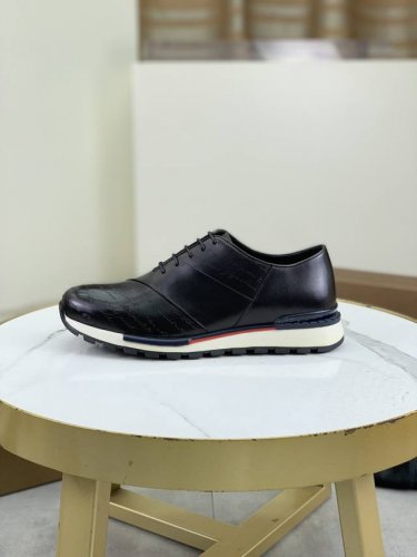 工厂价 顶级代购品质berlut*布鲁提法国顶级男鞋，Berluti品牌的首秀中打破常规，推出全新的edge鞋楦 这款更是在擦色牛皮上加入手精致时髦，水染牛皮内