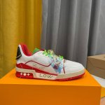 顶级版本 上线男款39-44 45.46 Virgil Abloh 向篮球鞋设计汲取灵感，推出标志性 LV Trainer 运动鞋，官网最新走秀联名款修改版本更
