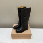 出厂价 顶级版本 Miumiu缪缪2024Vs秋冬最新走秀爆款系列 今年最值得入手的靴子 没有之一！易梦玲同款超多网红明星上脚 ，火爆小红书。Miumiu今年秋