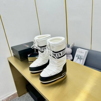 Moon Boot 24Ss 秋冬最新款雪地靴系列 丑萌雪地短靴 忘了ugg吧，时髦人都在穿moon Boot雪地靴 如果你难以接受ugg的复兴 那现在有一款更