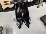 真皮底 Saint Laurent 圣罗兰、细跟高跟鞋早春专柜同步最新款、YSL、蝴蝶结装饰经典上乘美艳力作 专柜最火春夏系列 兼备气质 时尚 经典耐看的设计风
