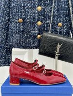 Stuart Weitzman Sw经典早秋 双带粗跟玛丽珍鞋 法式浪漫与时髦 简直美上天了 一如既往贴合脚型的高舒适度 搭配双绑带增加了精致与甜美 让它成为浪