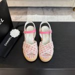 Chanel 25C秀款厚底防水台凉鞋！鞋面羊京，防水台4cm，后跟12cm！上脚后很稳！穿上立马两米八内里垫脚羊皮，原版大底。Size:35-39 40定做
