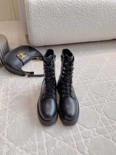 出厂价 Celin*新款机车系带短靴马丁靴 经典百搭款 厚底设计拉长美腿 上脚超好看 鞋面牛皮 内里垫脚羊皮 原版开模大底 尺码35-39 40定做