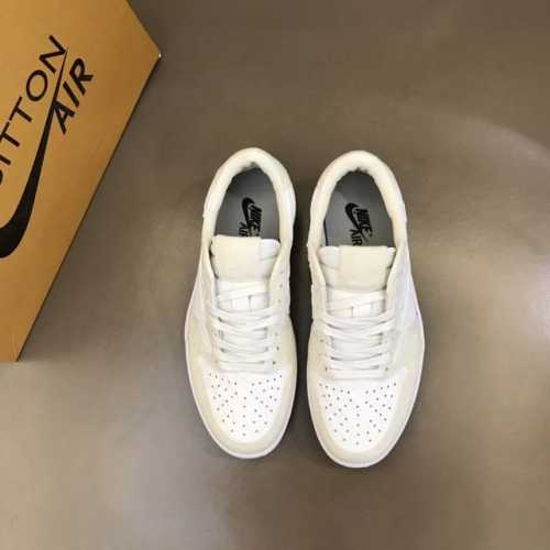 Ouis *Uitto* Nike 新款原版抽屉盒子，联名低帮休闲板鞋，这款运动鞋完全由牛仔帆布拼接皮革制成，饰有路易威登标志性的花押字和带有天然牛皮滚边的da