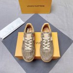 Lv 低帮 男士2024Hk专柜发售 意大利进口牛皮+鞋底橡胶底，活动成型底超级舒适，原厂跟单货，细节决定品质长久，欢迎对比羊皮内里，垫脚中底全部原版做工，毋庸
