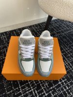 代购级 Louis Vuitton 路易威登 L家 驴牌 Run Away系列 情侣款 休闲 运动鞋 原版购入开发 做货 本款 Run Away 运动鞋糅合 M