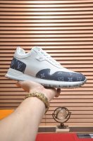 出厂价 Louis Vuitton 原单 新款lv路易威登 * 顶级版本 Lv经典潮鞋！选用进口原版牛皮 水染牛皮内里.原版耐磨橡胶大底！高品质精品！码数38-