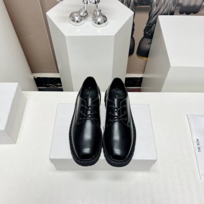出厂: 独家顶级版本 Therow小众潮牌23Vs秋冬新款休闲系列 巨舒服的鞋，太惊艳了，一系列颜色，太好看了，鞋轻 上脚轻便，舒适和百搭性霸屏时尚圈！网红必备