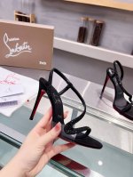 Christianlouboutin路铂廷 Cl红底鞋‖ 全球限量！来自拉斯维加斯的祝福灵感来自拉斯维加斯的炫彩霓虹 手工制作，精致工艺收藏级作品 绝对吸睛的存