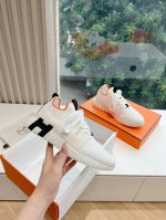 男码10 顶级版 Hermes 爱马仕爆单新品bouncing男女同款情侣运动鞋轻napa小牛皮拼接麂皮，搭配撞色大底，简约鞋型，打造活力休闲风格 又是一款必火