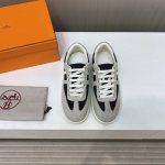 出厂价 顶级版本 法国直邮hermes 爱马仕平底时尚运动休闲鞋韩版系带网面轻便 原版1:1定制，今年最潮一脚蹬英伦风复古情侣小白鞋，众多网红上脚，这款鞋，牛皮