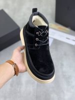 工厂价 实价 UGG 最新款开口笑 全真羊毛内里 顶级高端品质皮毛一体保暖雪地靴来自澳洲温暖奢侈品牌男鞋，UGG-5877官网同步、采用进口牛皮制作，精心缝制而