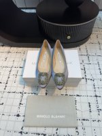 代购级别 市场唯一对版Manolo Blahnik 万年不败的经典款 重金购买三个原版购入 一系列四种跟高1:1复刻定制 做到零差距。试脚 调楦 定制一年有余，