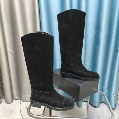 冲量价: 顶级版本 香家新款骑士马丁长靴，复古女人味 上脚超显气场！ 整只靴面小牛皮 内里羊皮 意大利真皮大底 码数35-39 34、40、41定做