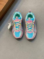off-White C O Virgil Abloh 登休山闲鞋 24年款新 采用保环牛剖革合组网织鞋布面材质 鞋垫嵌入泡发缓震eva物料 正确底中搭载eva轻