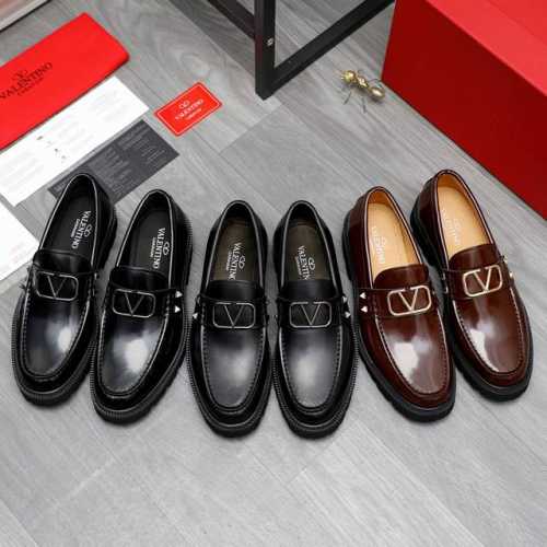 商品商标：VALENTINO 华伦天奴 商务正裝皮鞋 正码码数: 38－45 45订做不退換 商品材料：精选 优质珠光牛皮鞋面 牛皮内里 原版大底