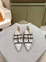 路易威登 225 LV Cruise女鞋 早春新款绝美尖头小跟鞋这一季太让人惊喜了，时尚界久违的极简之美，多巴胺配色毫不费力的优雅风来袭时髦精致绝美穿上就是仙飘