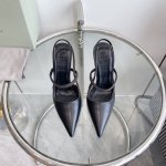 平底 高跟 Brunello Cucinellibc经典小尖头露后跟高跟鞋 单鞋 顶级品质 进口小羊皮面&牛皮面&进口麂皮面，原版定制纯铜镶珠装饰 牛皮内里 意