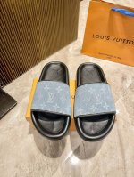 橙子出厂价 Louis Vuitton 路易威登 Lv夏季新款 情侣款一字拖鞋 男女同款 颜色：7个颜色 码数：36-46