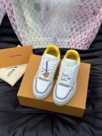 Ouis *Uitto* 奢品trainer男士休闲运动鞋 ，运动鞋记录设计师 Virgil Abloh 由复古篮球鞋激发的经典创意，此次拼接光滑牛皮革和 Mo