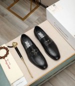 出厂价 水染牛里 菲拉格慕 高端 Salvatore Ferragamo 是国际顶级的鞋类奢侈品牌，来自时尚王国意大利，以传统手工设计和款式新颖誉满全球 专柜同