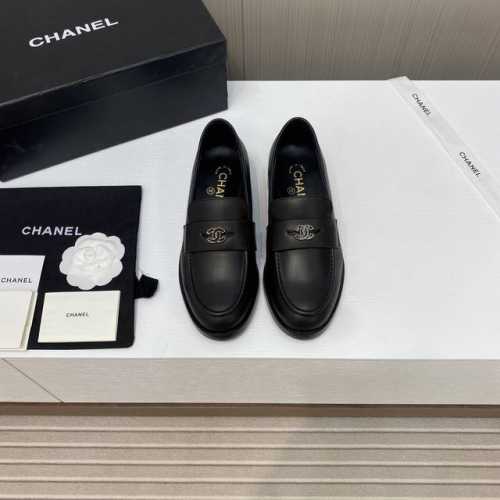 出厂价 Chanel香奈儿24最新 Vintage复古双c扣链条小金球乐福鞋 梦回校园系列，岁末明星同款，上脚秀气，脚感无敌好穿，小圆头大气简约，鞋面拼皮设计，