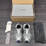 690 纯原版本Balenciaga Phantom Sneaker 巴黎世家全新做旧十代绑带潮流跑鞋 在延续 Track Trainer 户外轮廓和复杂鞋面结