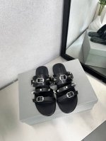 25ss Balenciaga 巴黎世家最新系列个性铆钉真皮大底平底拖鞋牛皮面35-41，出厂