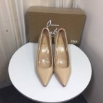 出厂： Christian Louboutin Cl经典款红底鞋 高跟鞋单鞋 颜色：黑色，白色、裸色，红色 跟高：6Cm、8Cm、10Cm 码数：34-42