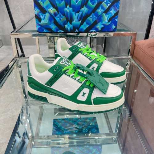 顶级版本 上线男款39-44 45.46 Virgil Abloh 向篮球鞋设计汲取灵感，推出标志性 LV Trainer 运动鞋，经典的花纹富含着整体的特性，