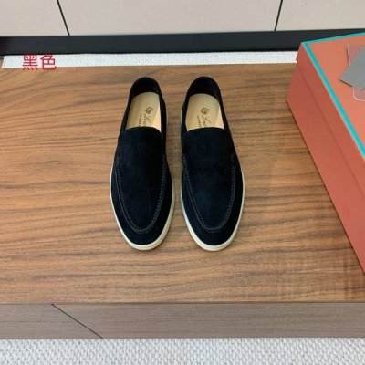 高版本 男款10 Loro Piana 光面乐福鞋。意大利顶级羊绒复古优雅低调奢华。时尚性与皮料实用性同样兼具依然全网最高品质。鞋面羊京丝质柔滑。手工缝线，水染