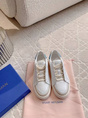出厂价 Stuart Weitzma*新款小白鞋 日常通勤必备 实穿又百搭 鞋面小牛皮 垫脚牛皮 原版开模大底 尺码35-39 40 41定做