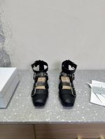Dior 迪奥 25Ss早春新款 经典罗马 芭蕾舞鞋 不会跳舞也要抢着买买买的芭蕾舞鞋 可以说是万千少女搭配连衣裙的必杀技了 张驰有度的弹力包裹的非常舒适 上脚
